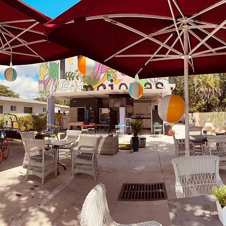 Atrium Hostel Design District Miami Exterior photo