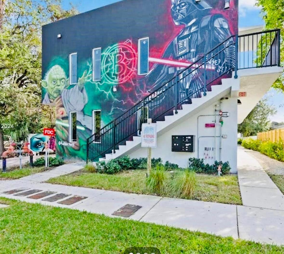 Atrium Hostel Design District Miami Exterior photo