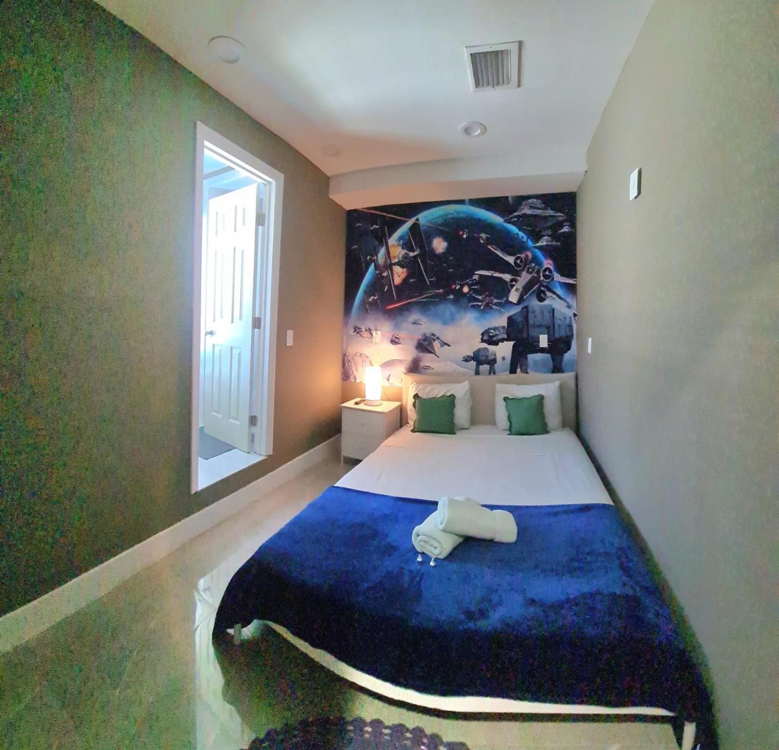 Atrium Hostel Design District Miami Exterior photo