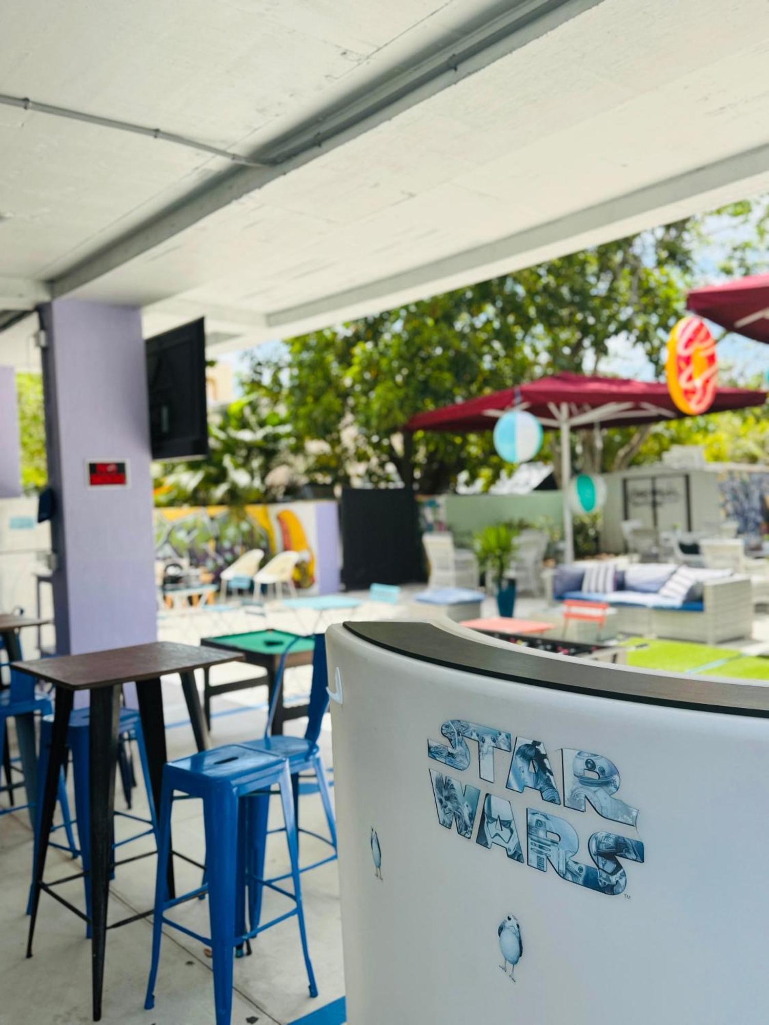 Atrium Hostel Design District Miami Exterior photo