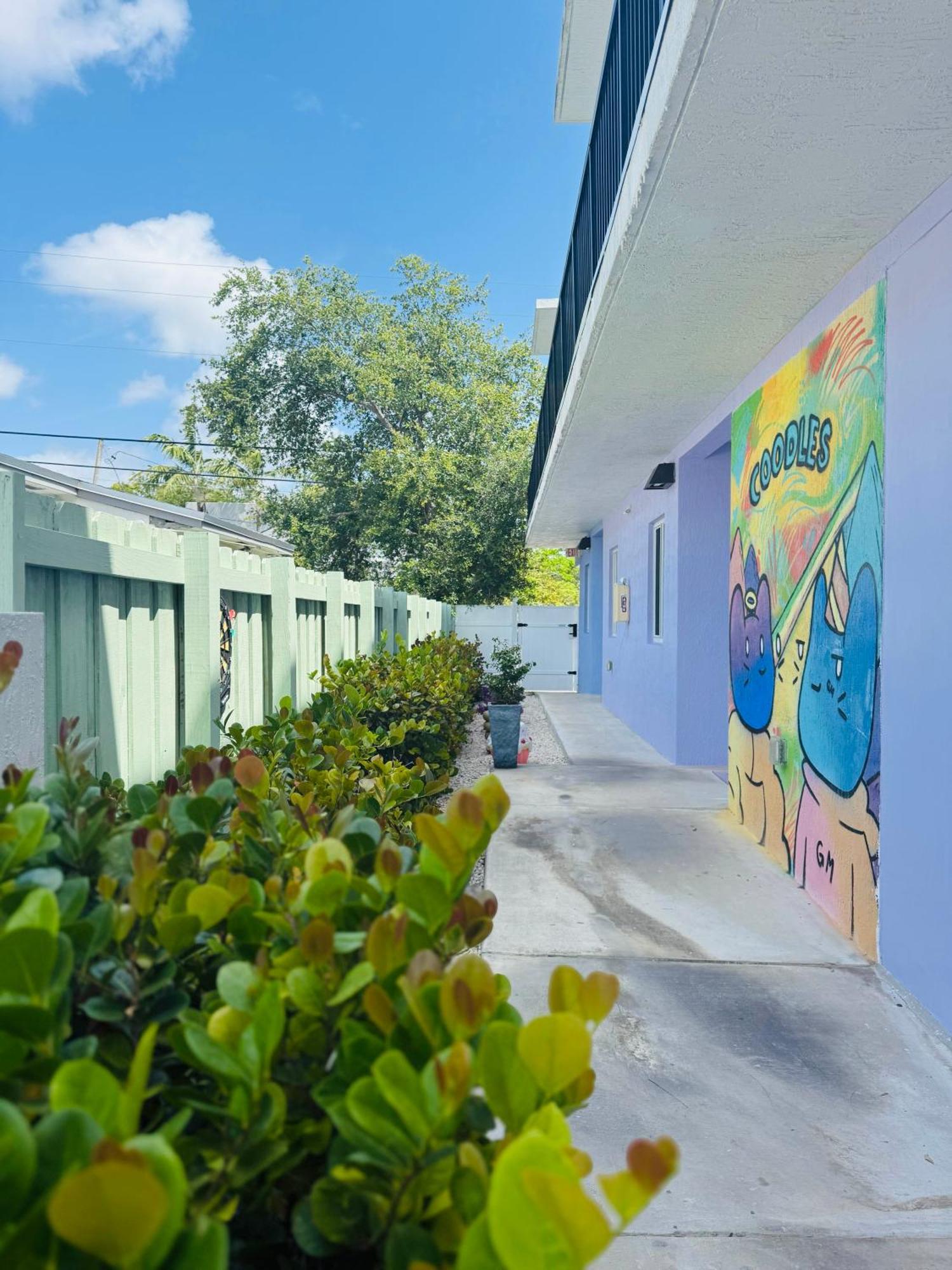 Atrium Hostel Design District Miami Exterior photo