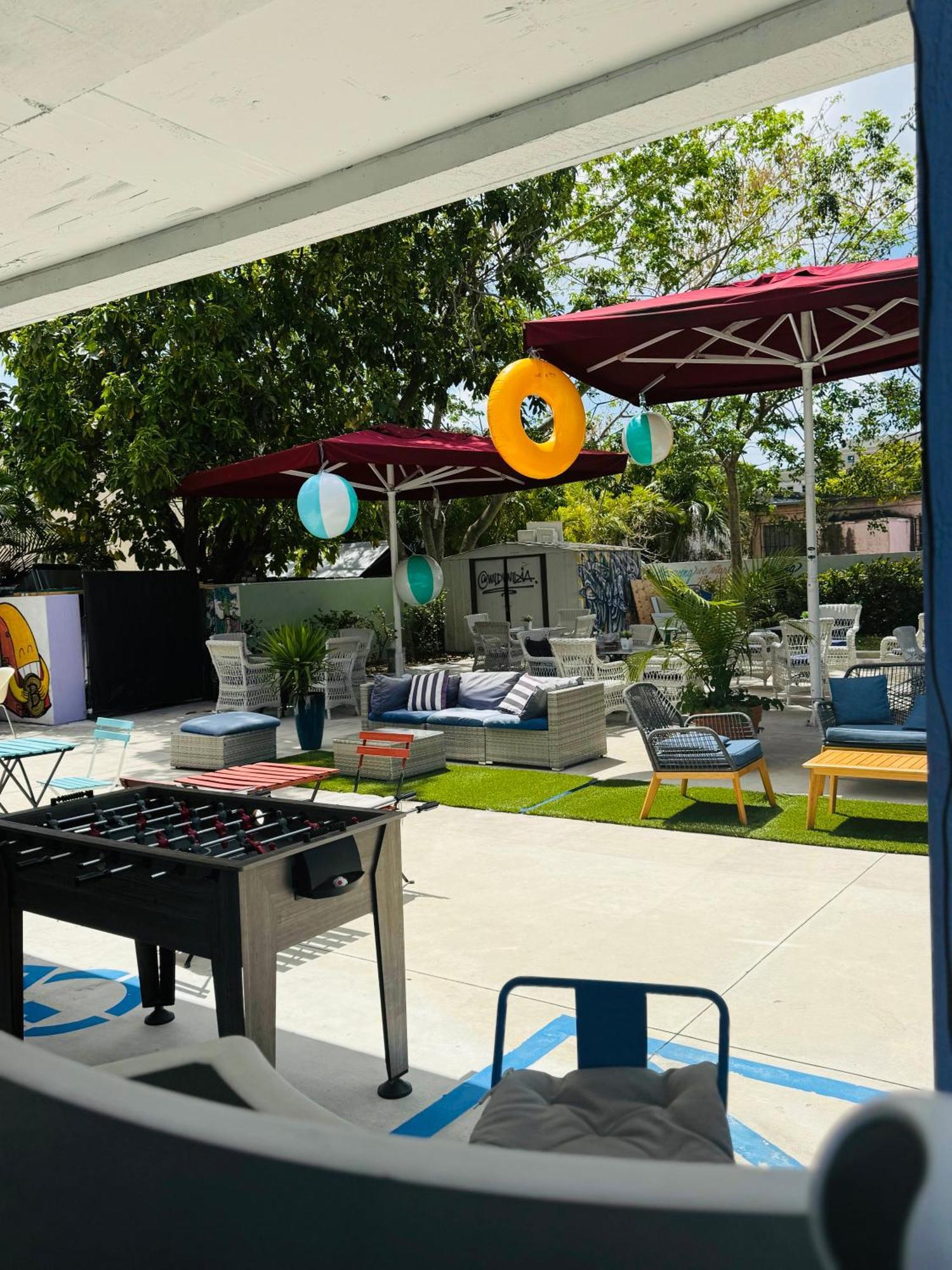 Atrium Hostel Design District Miami Exterior photo